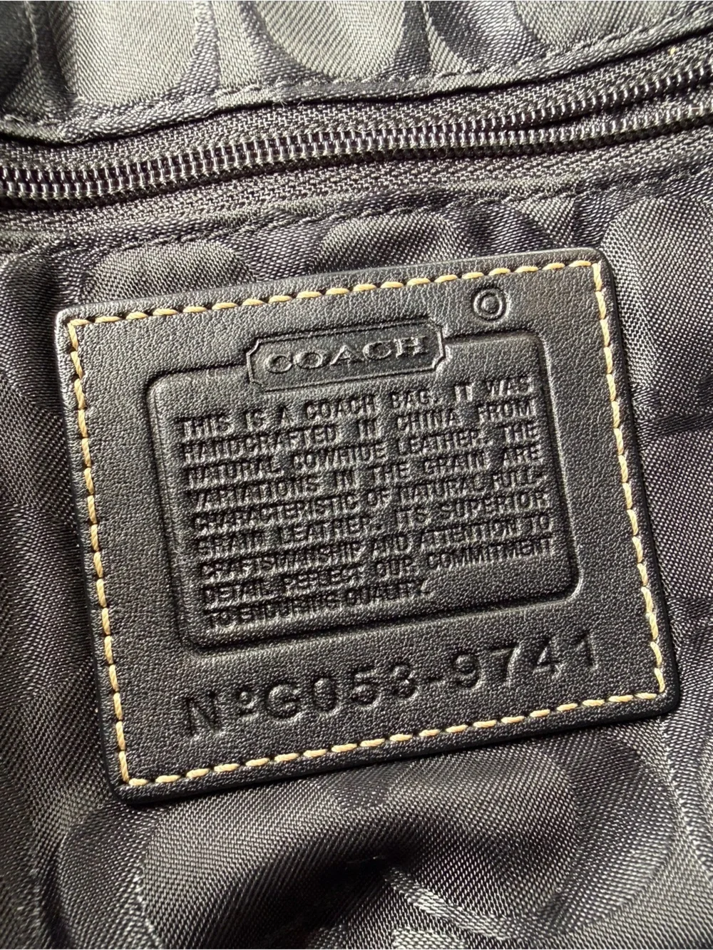 Vintage Coach 9741 Black Leather Shoulder Bag Purse Contrast Stitching